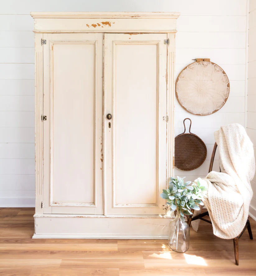 Combed Wool Milk Paint
