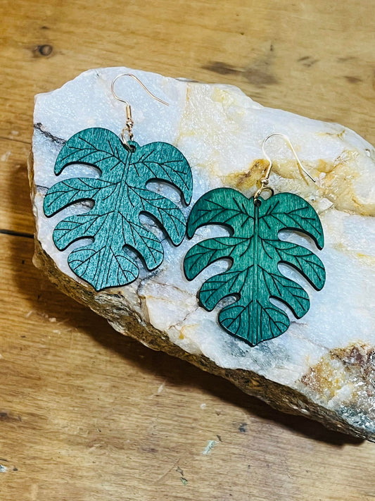 Boho Leaf Wood Earrings - 1 set